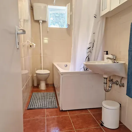 Vitarnja Hills Beautiful Terrace Sea View With Near Turquoise Apartman Jelsa